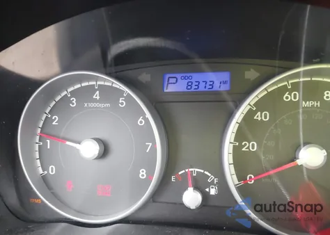 2010 Hyundai Accent Gs z USA, uszkodzony, nr VIN KMHCM3AC5AU171084